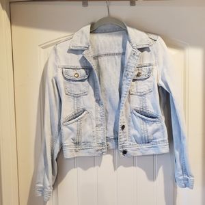 Women jean jacket